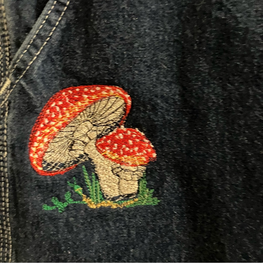 Garden Gnome/Mushroom embroidered Dickies overalls - Picture 4 of 14
